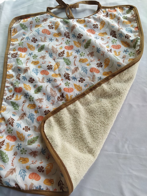 Bavoir adulte en coton fantaisie – Grand modèle