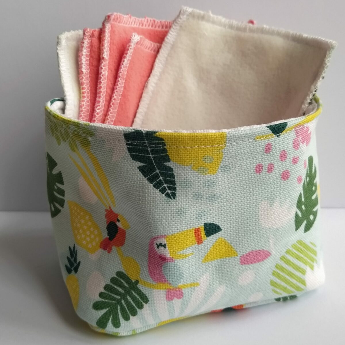 Pochon à lingettes et ses lingettes assorties